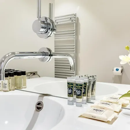 Sweett - Pavillon Lumiere Париж