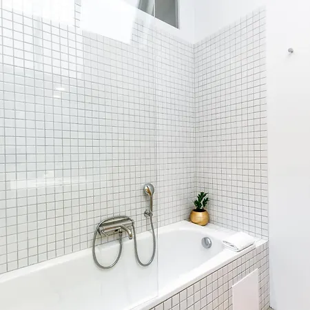 Sweett - Pavillon Lumiere * Париж