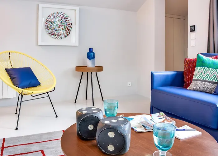 Sweett - Pavillon Lumiere * Párizs